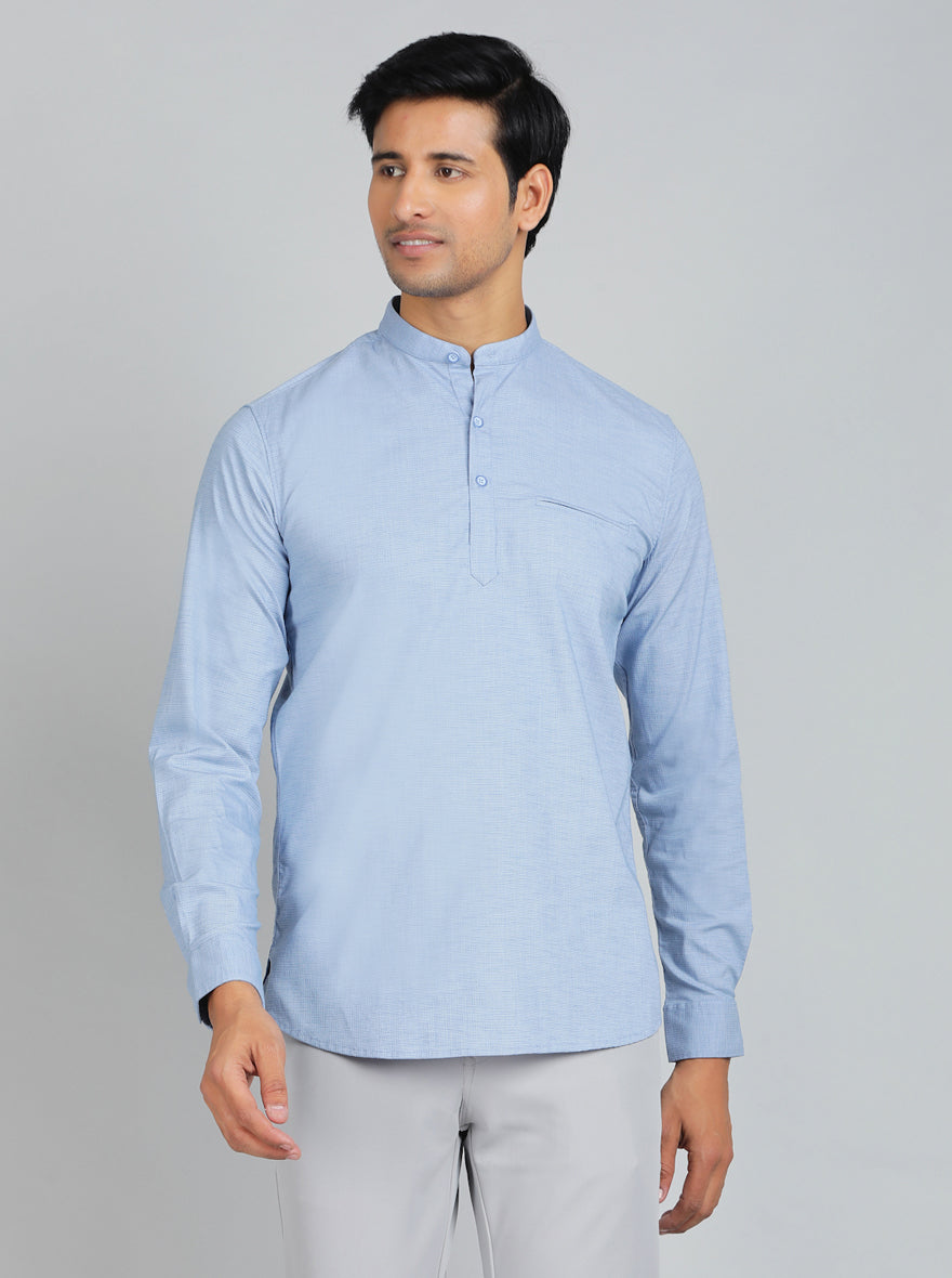 Blue Solid Slim Fit Casual Shirt | JadeBlue