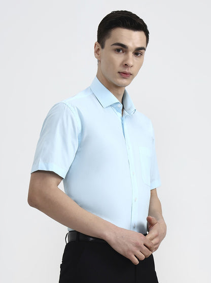 Blue Solid Regular Fit Formal Shirt | JadeBlue