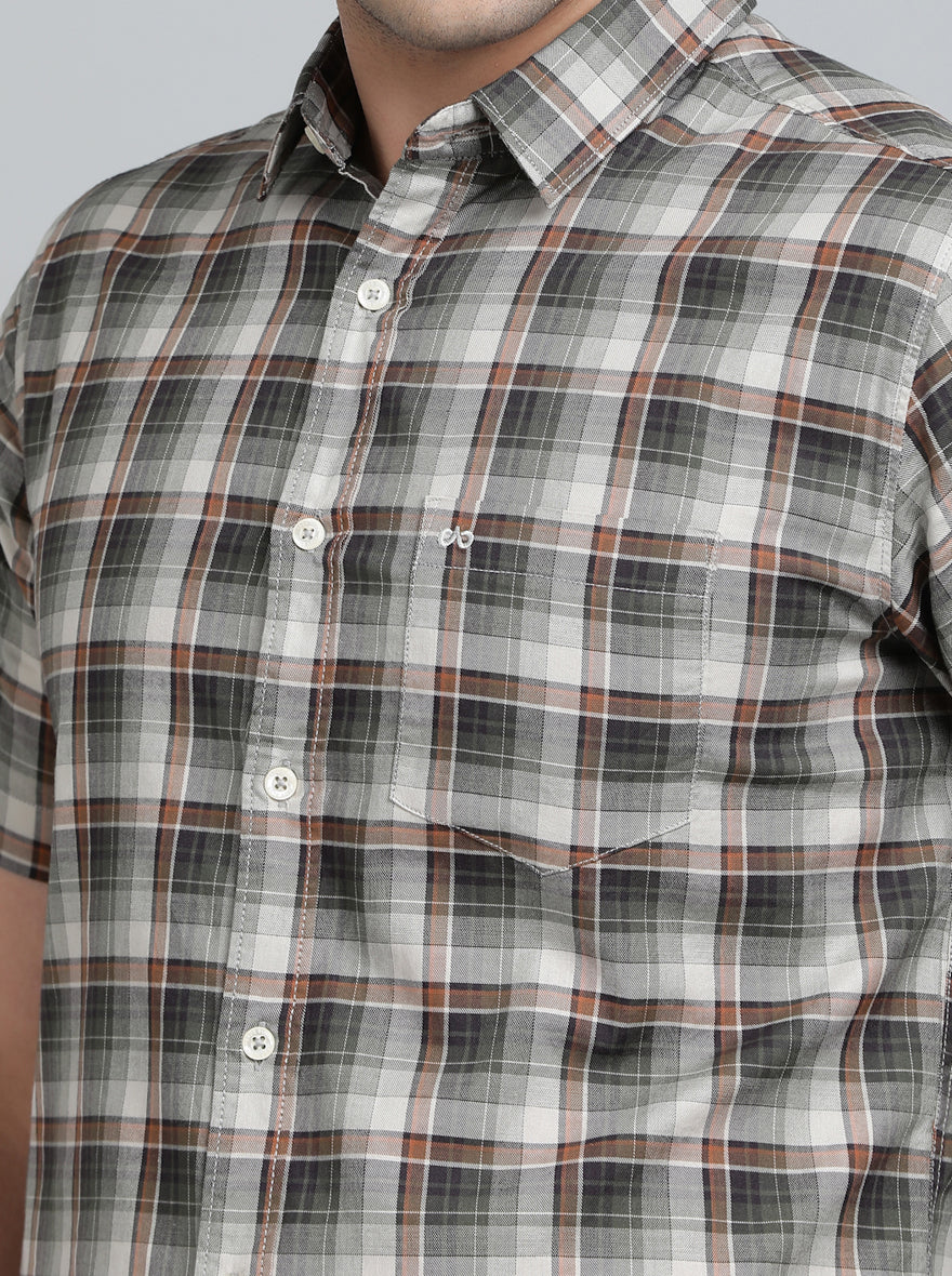 Olive Green Checked Slim Fit Casual Shirt | JadeBlue