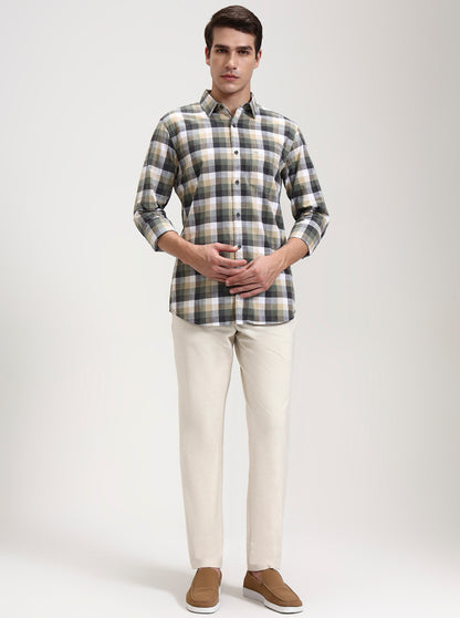 Light Green Checked Slim Fit Casual Shirt | JadeBlue