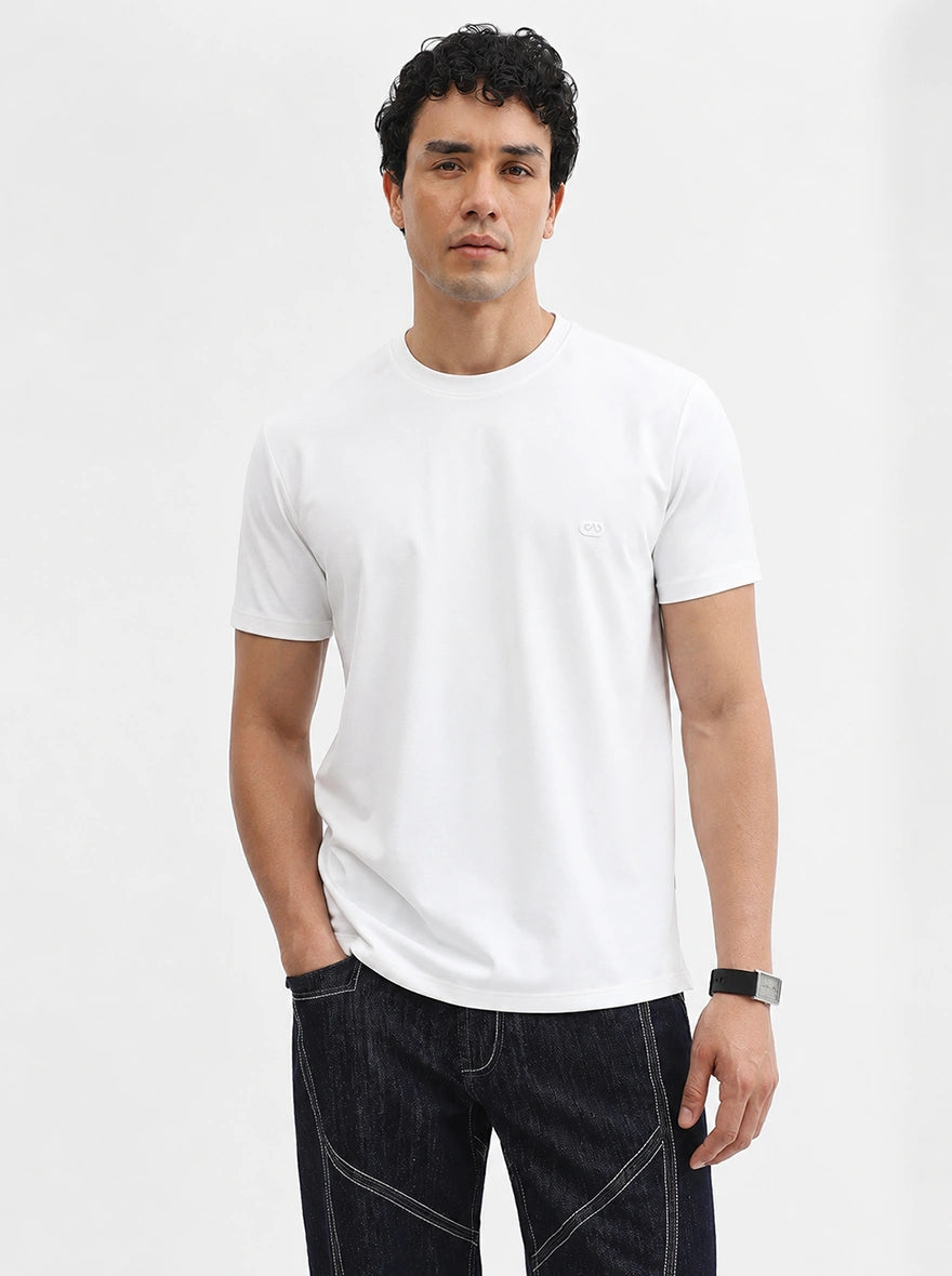 White Solid Slim Fit T-Shirt | JadeBlue