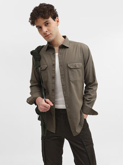 Olive Green Solid Slim Fit Casual Shirt | Greenfibre