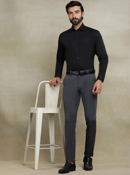 Black Solid Regular Fit Formal Shirt | JadeBlue