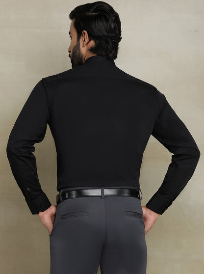 Black Solid Regular Fit Formal Shirt | JadeBlue