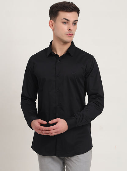 Black Solid Slim Fit Casual Shirt | JadeBlue