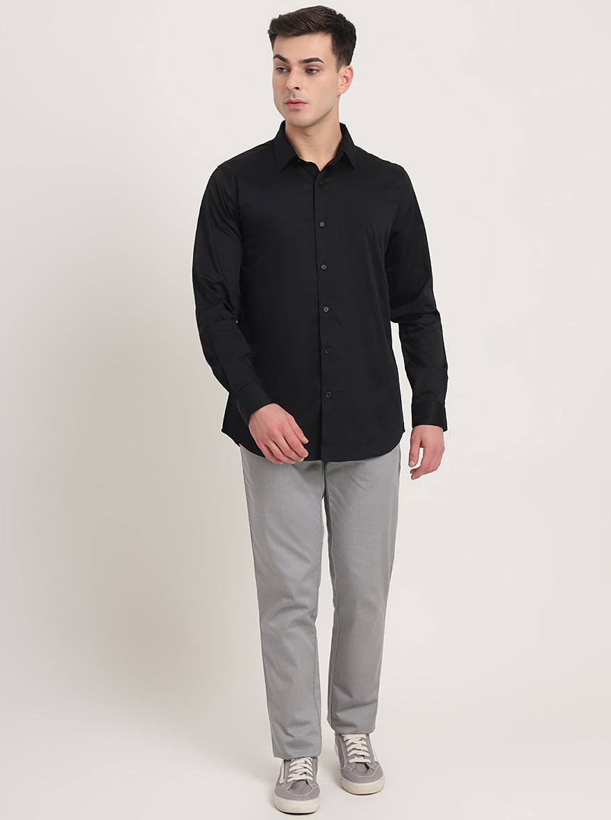 Black Solid Slim Fit Casual Shirt | JadeBlue