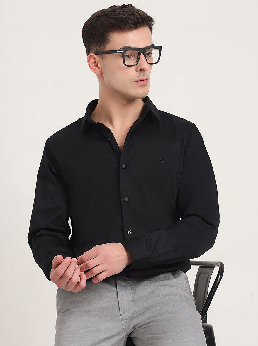 Black Solid Slim Fit Casual Shirt | JadeBlue