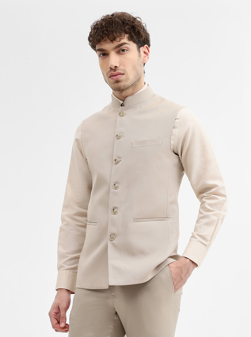 Khaki Solid Regular Fit Modi Jacket | JadeBlue