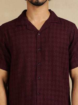 Maroon Solid Slim Fit Casual Shirt | JadeBlue