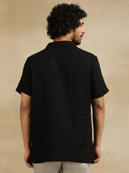 Black Solid Slim Fit Casual Shirt | JadeBlue