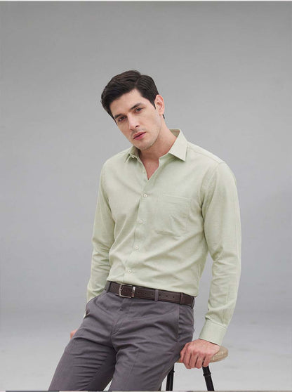 Pista Green Solid Regular Fit Formal Shirt | JadeBlue