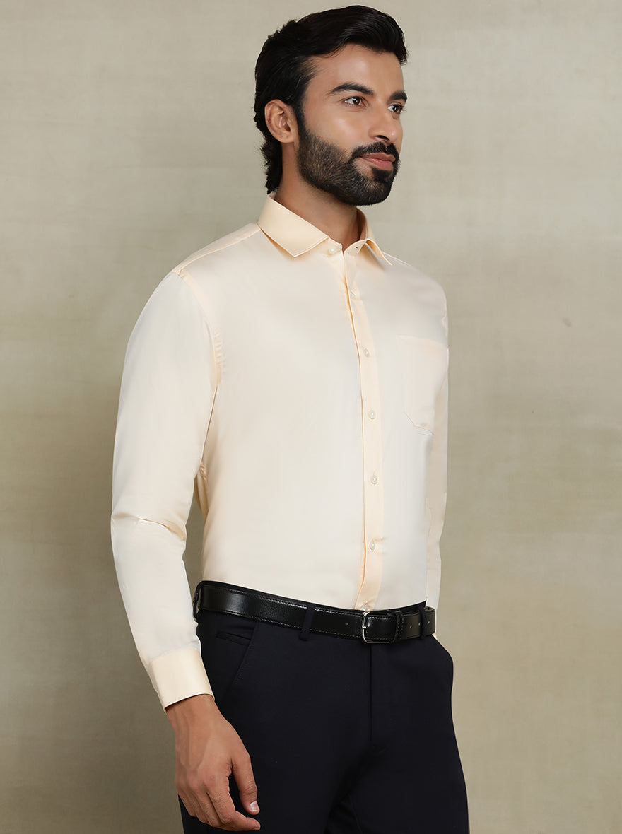 Peach Solid Regular Fit Formal Shirt | JadeBlue