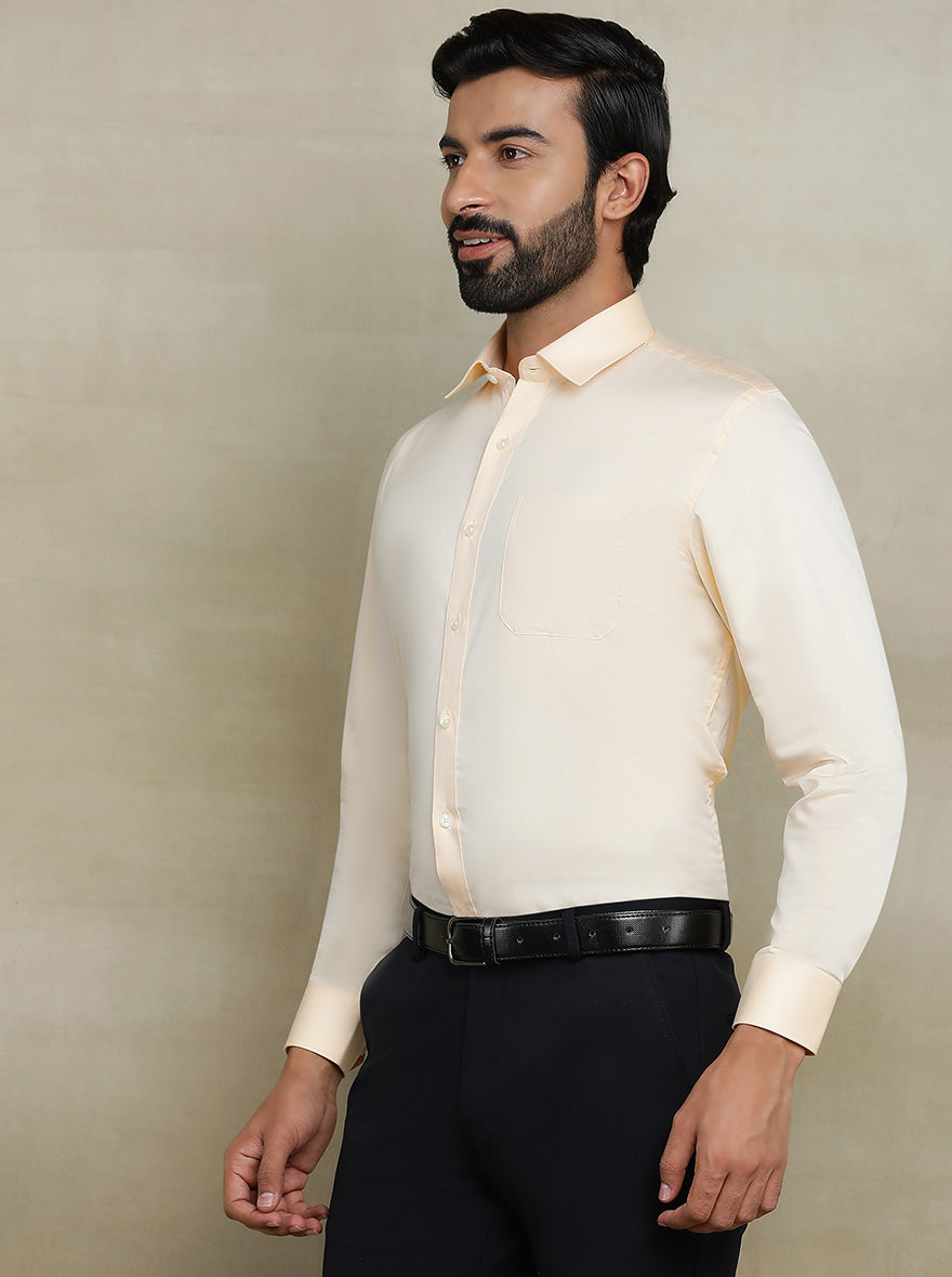 Peach Solid Regular Fit Formal Shirt | JadeBlue