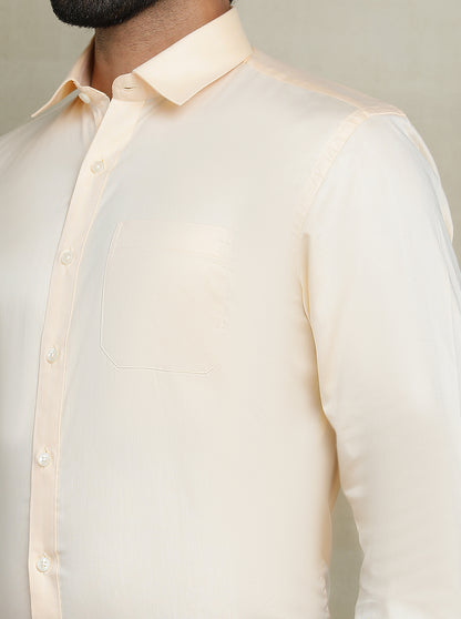 Peach Solid Regular Fit Formal Shirt | JadeBlue