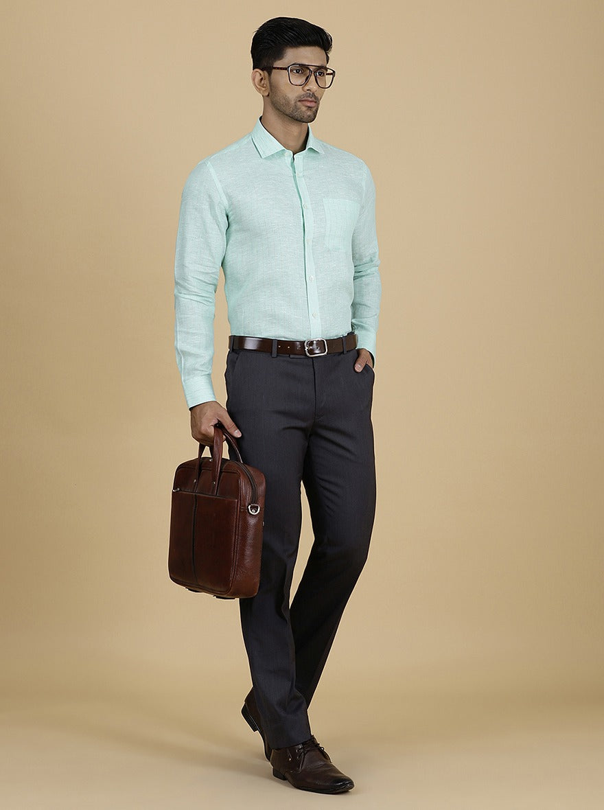 Green Solid Regular Fit Formal Shirt | JadeBlue
