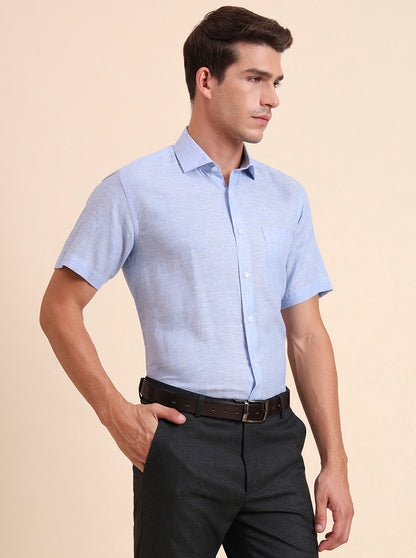 Blue Solid Regular Fit Formal Shirt | JadeBlue