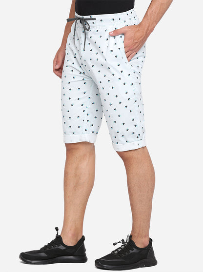 Milky Green Printed Regular Fit Capri | JadeBlue