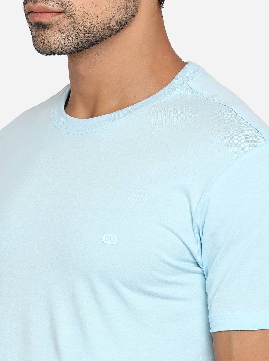 Sky Blue Solid Slim Fit T-Shirt | JadeBlue