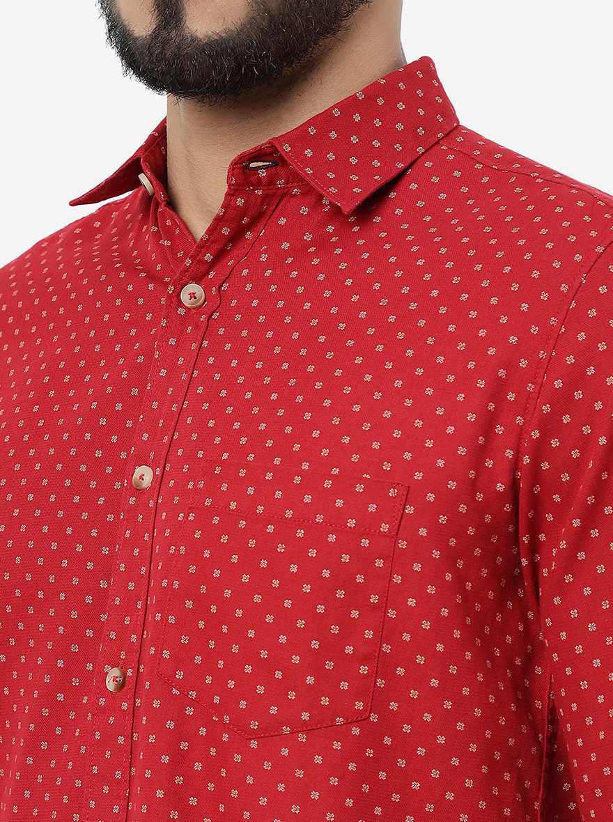 Red Printed Slim Fit Casual Shirt | JadeBlue
