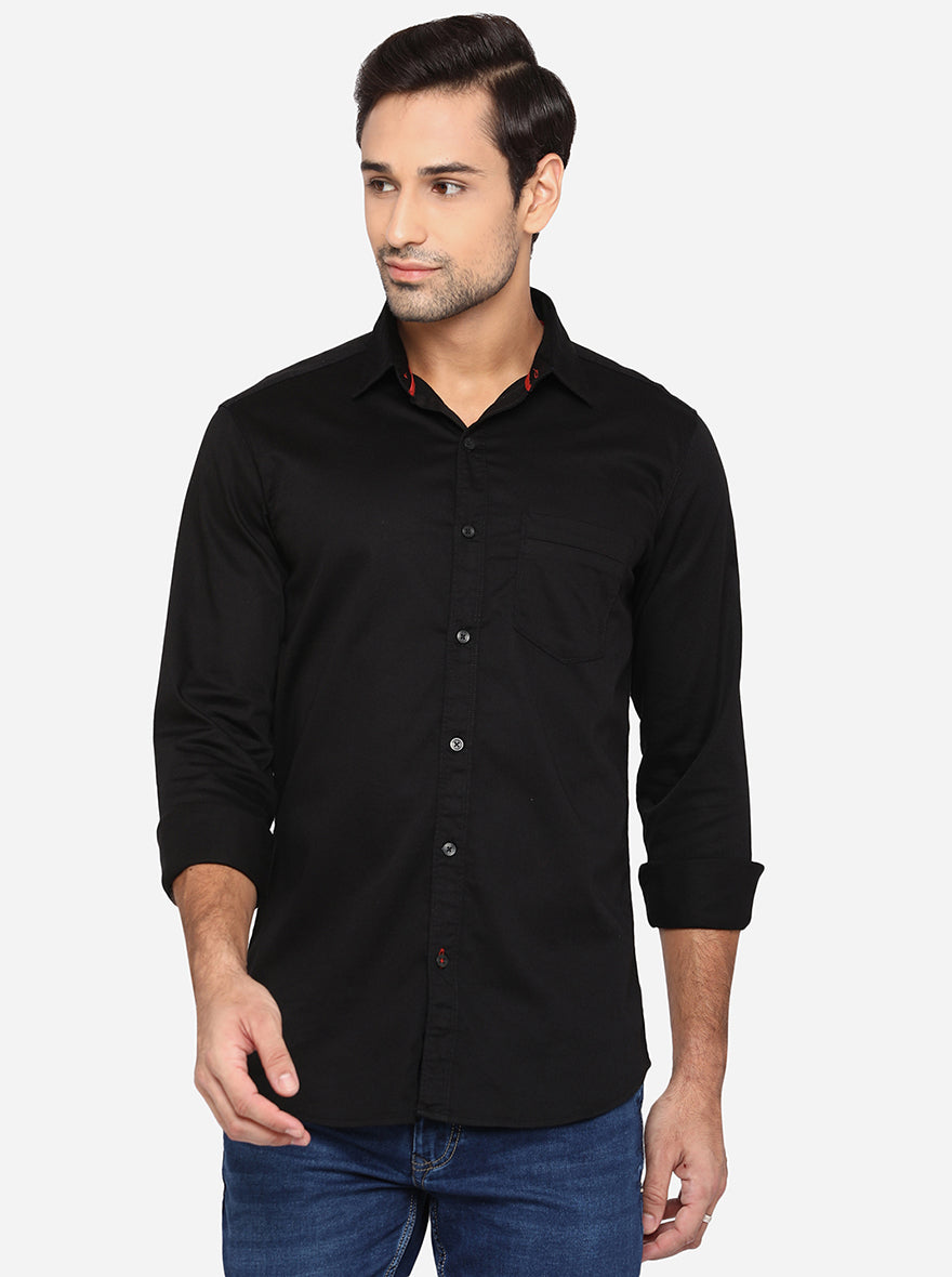 Jet Black Solid Slim Fit Semi Casual Shirt | JadeBlue