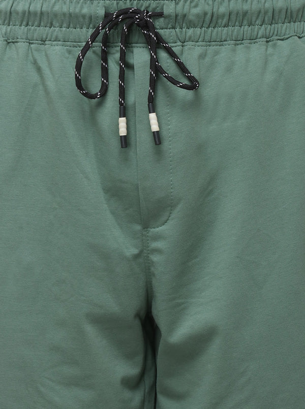 Duck Green Solid Regular Fit Shorts | JadeBlue
