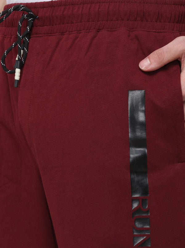 Maroon Solid Regular Fit Shorts | JadeBlue