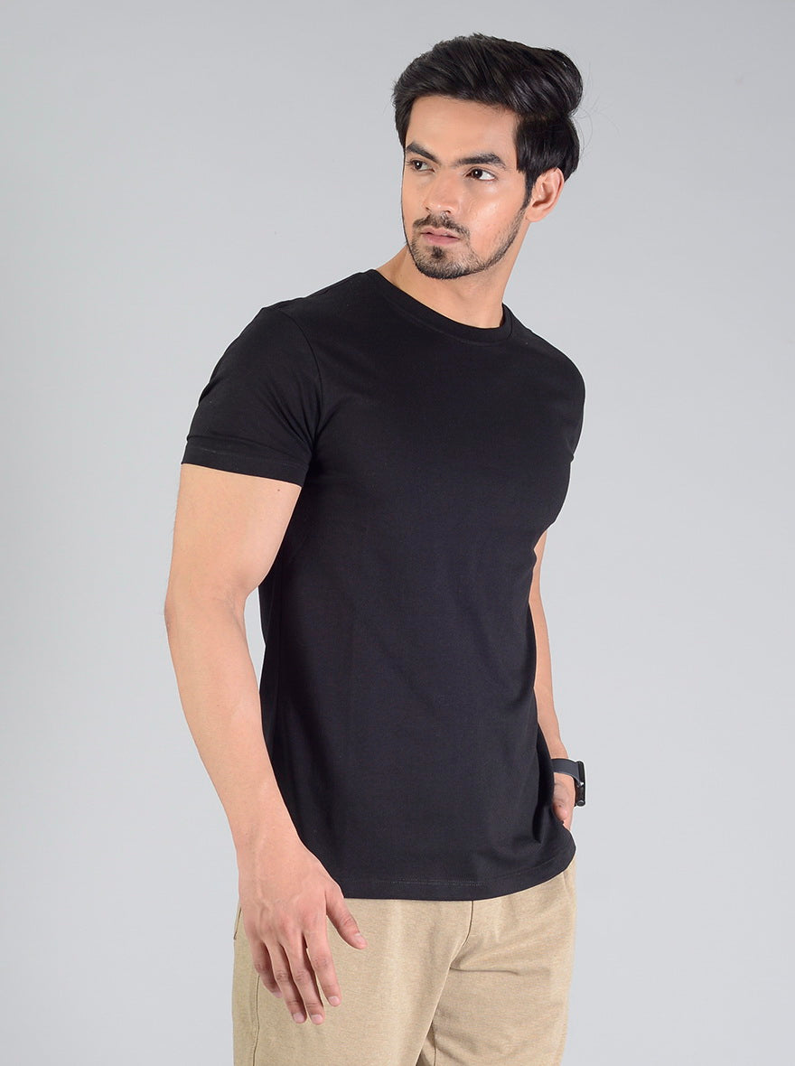 Black Solid Slim Fit T-Shirt | JadeBlue
