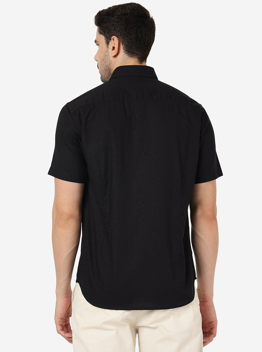 Black Solid Smart Fit Semi Casual Shirt | Greenfibre