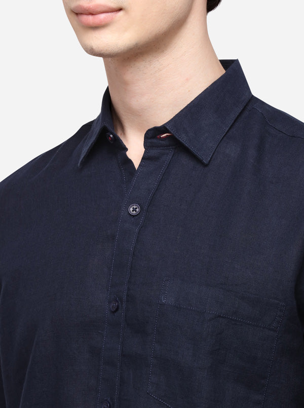 Indigo Blue Solid Slim Fit Casual Shirt | JadeBlue