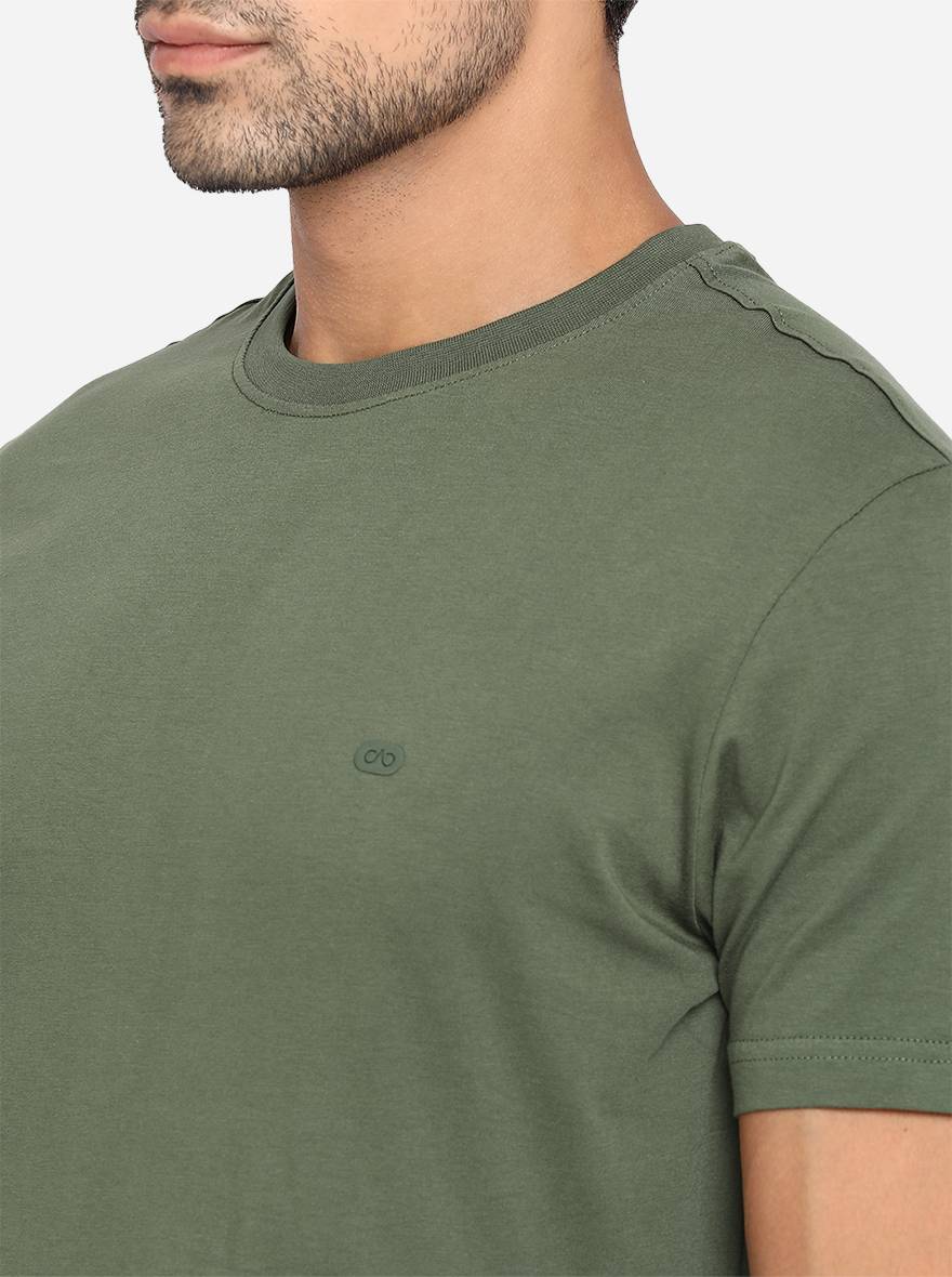 Olive Solid Slim Fit T-Shirt | JadeBlue