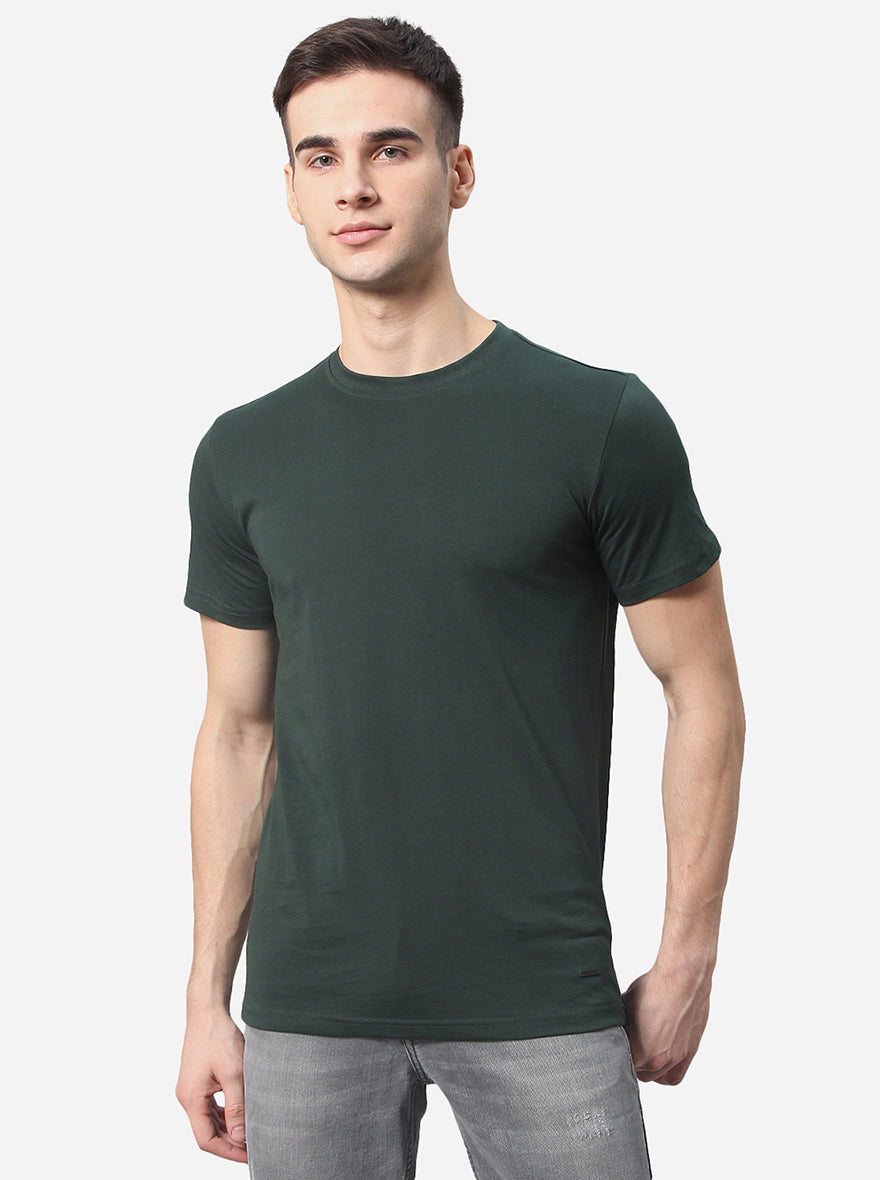 Dark Green Solid Slim Fit T-Shirt | JadeBlue