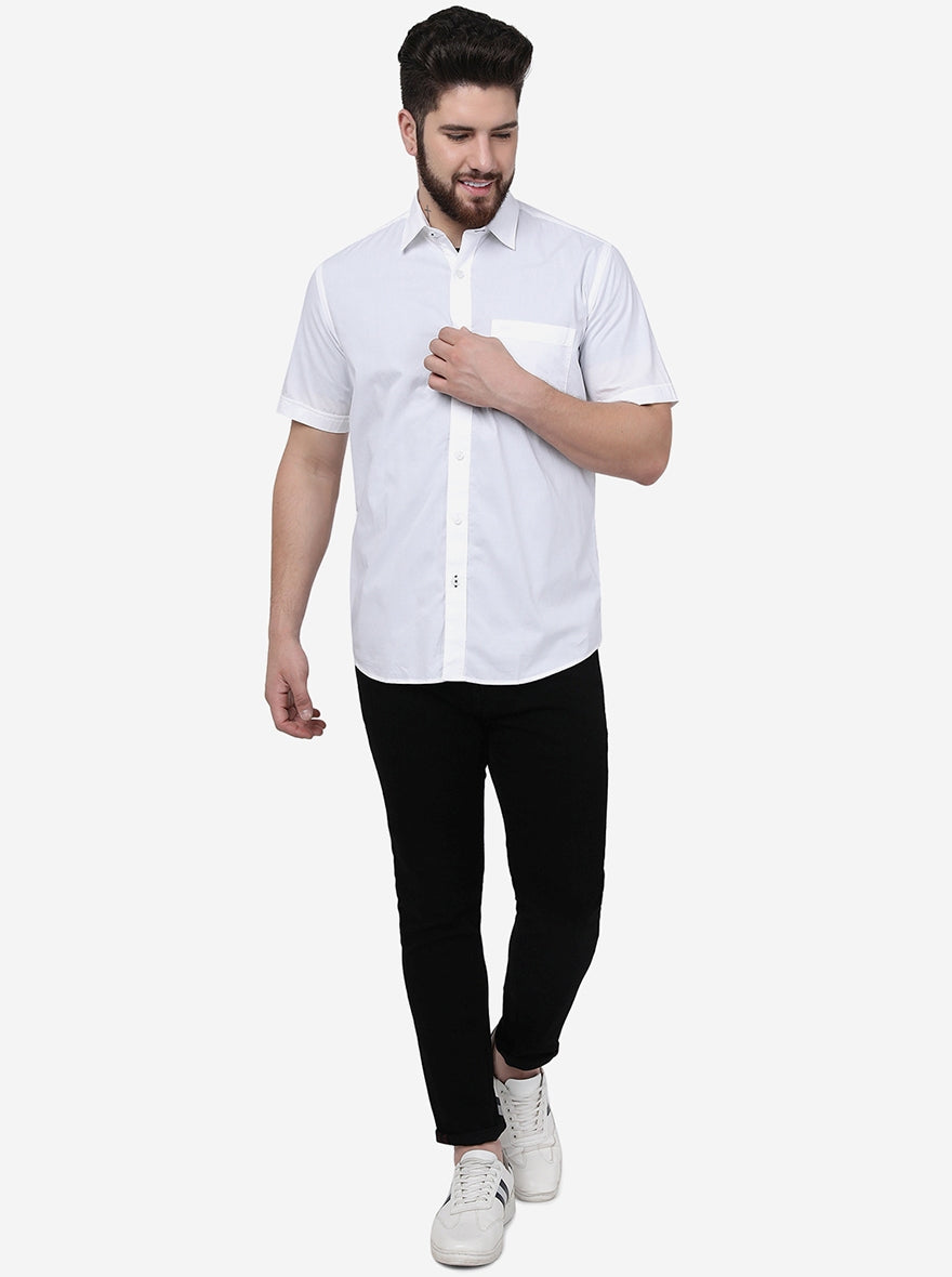 White Solid Slim Fit Semi Casual Shirt | JadeBlue