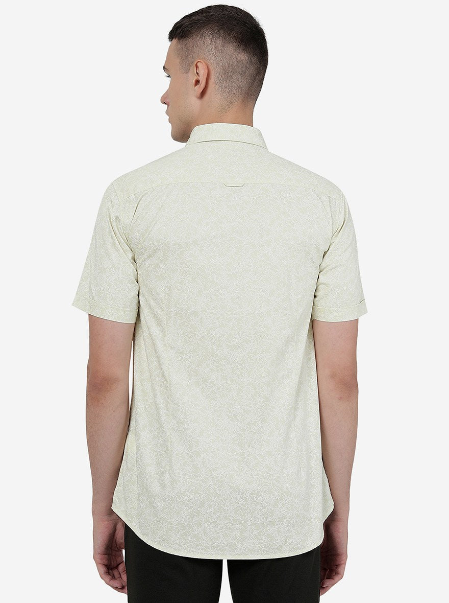 Pastel Yellow Printed Slim Fit Casual Shirt | JadeBlue