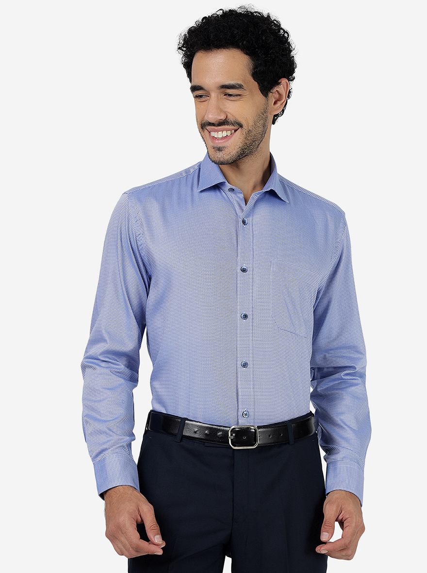 Blue Solid Regular Fit Formal Shirt | JadeBlue