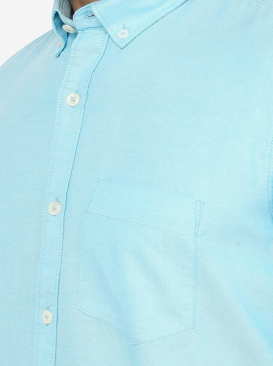 Light Blue Solid Slim Fit Casual Shirt | JadeBlue