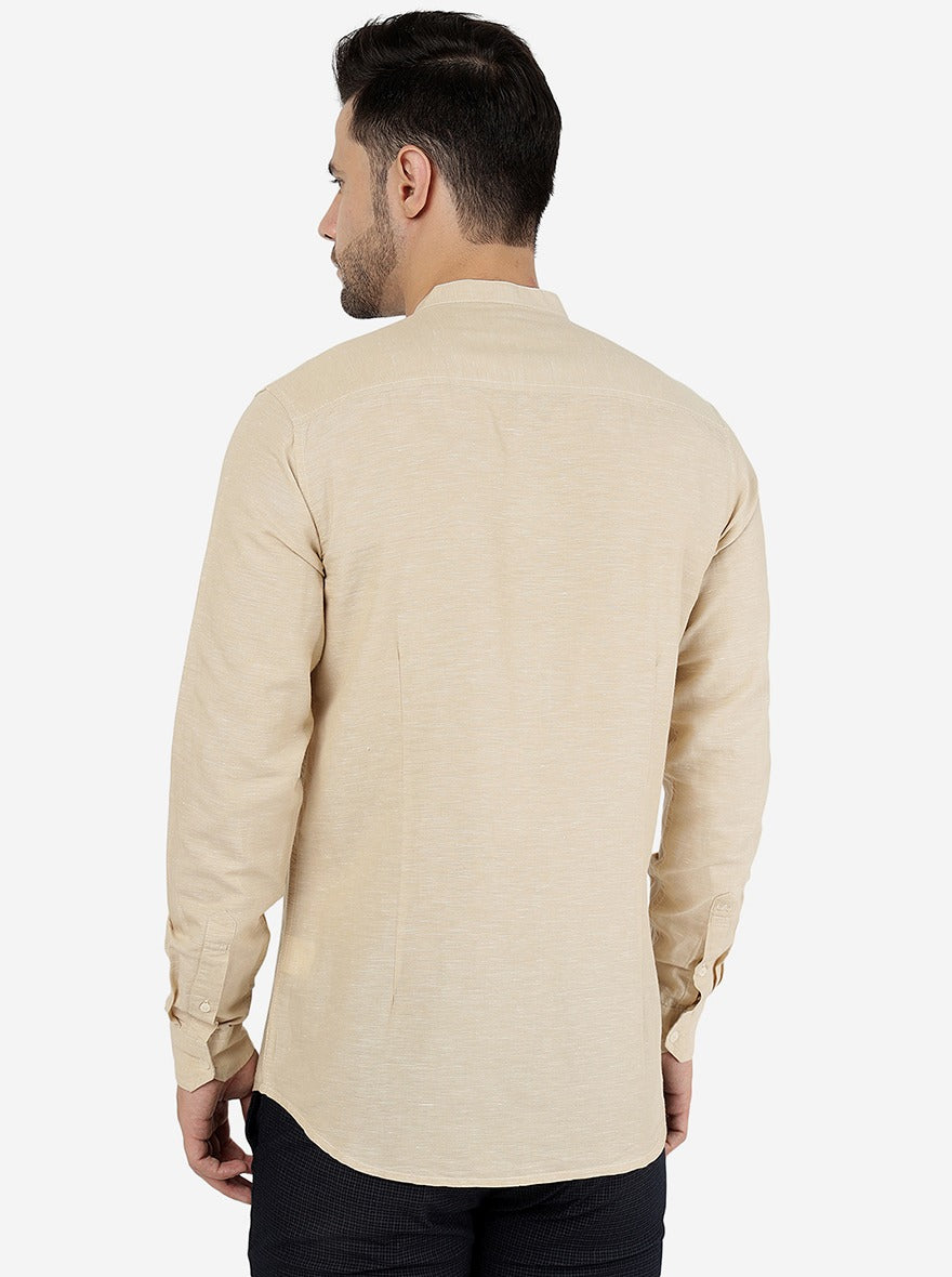 Wheat Brown Solid Slim Fit Casual Shirt | JadeBlue