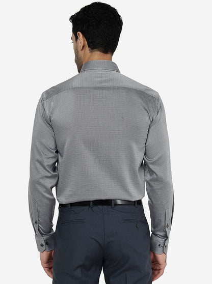 Black Solid Regular Fit Formal Shirt | JadeBlue