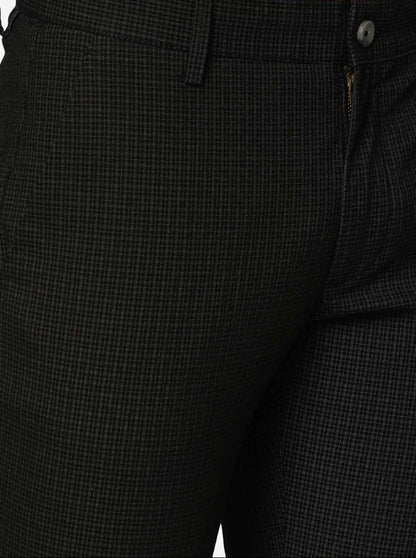Black Solid Super Slim Fit Casual Trouser | Greenfibre