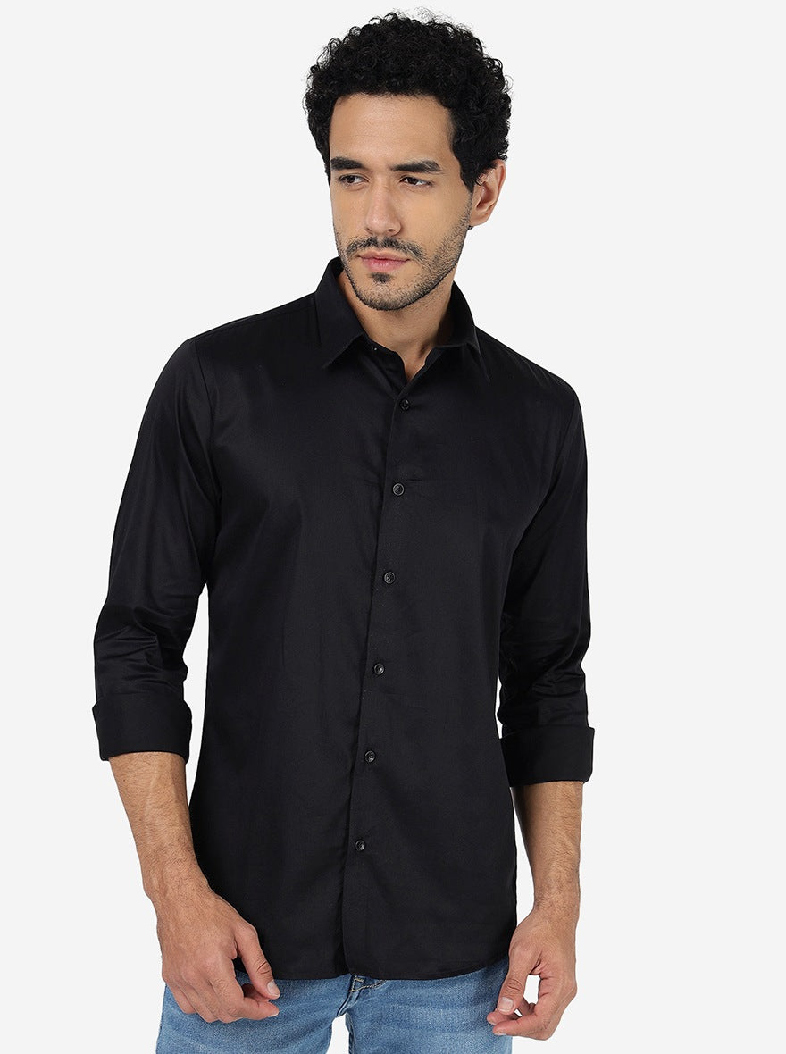 Black Solid Slim Fit Casual Shirt | JadeBlue