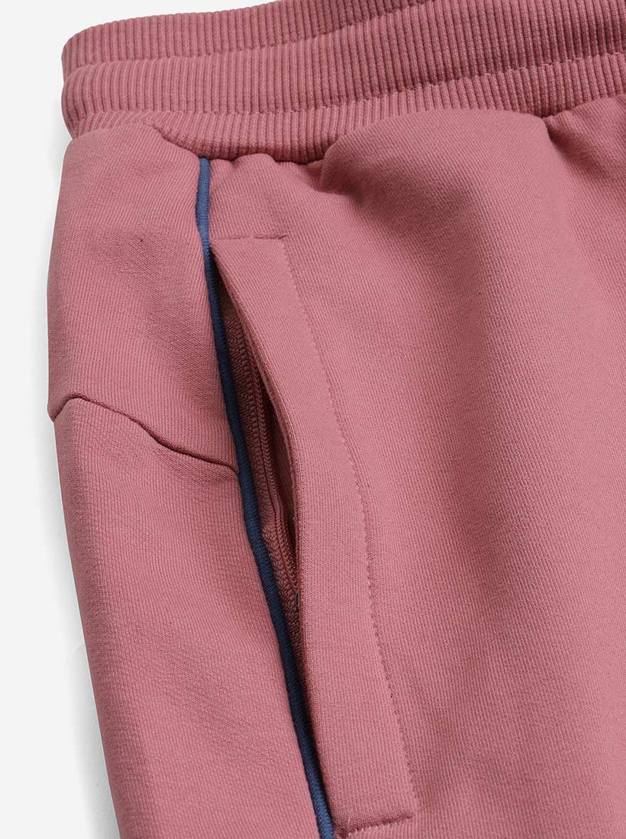 Onion Pink Solid Slim Fit Shorts | JadeBlue