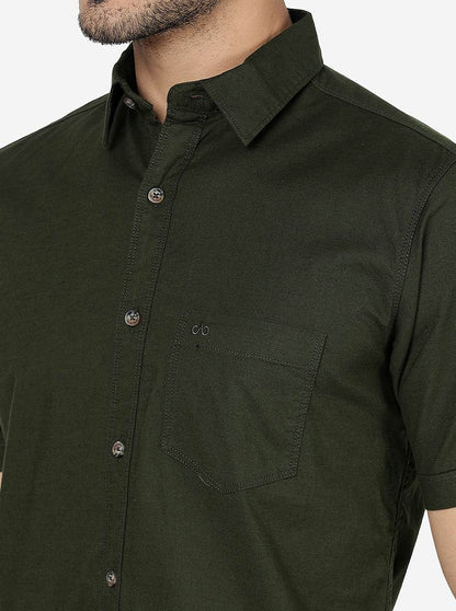 Green Solid Slim Fit Casual Shirt | JadeBlue