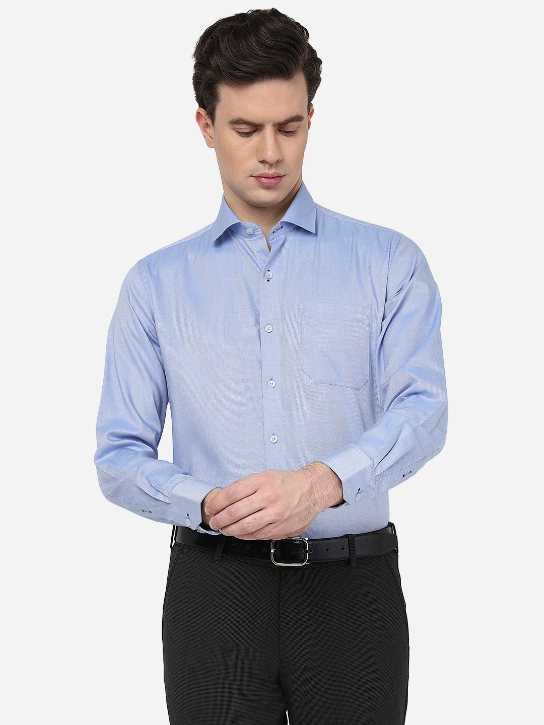 Blue Solid Regular Fit Formal Shirt | JadeBlue