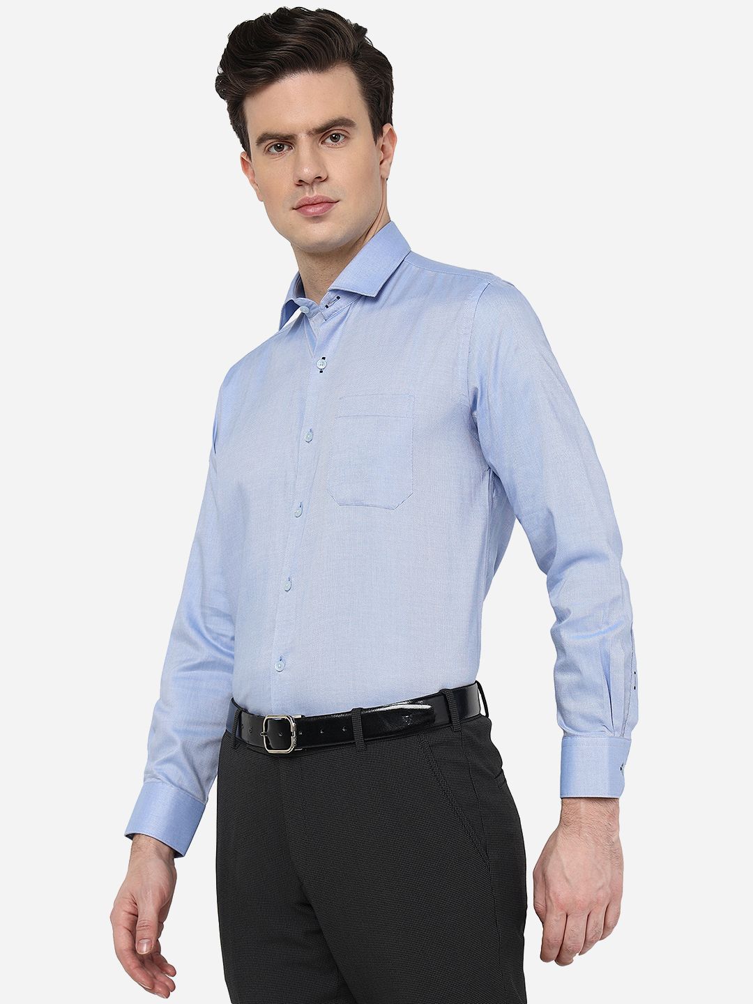 Blue Solid Regular Fit Formal Shirt | JadeBlue