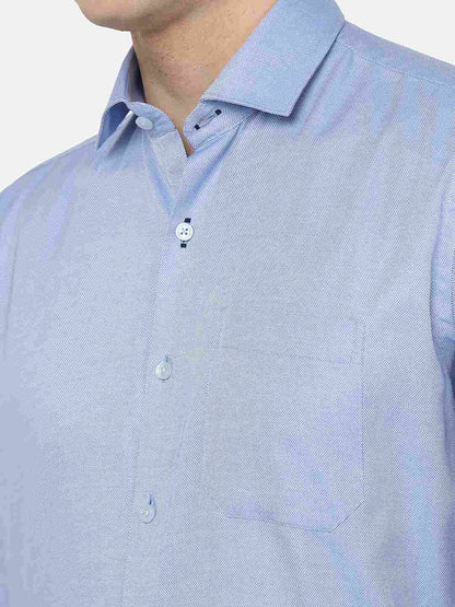 Blue Solid Regular Fit Formal Shirt | JadeBlue