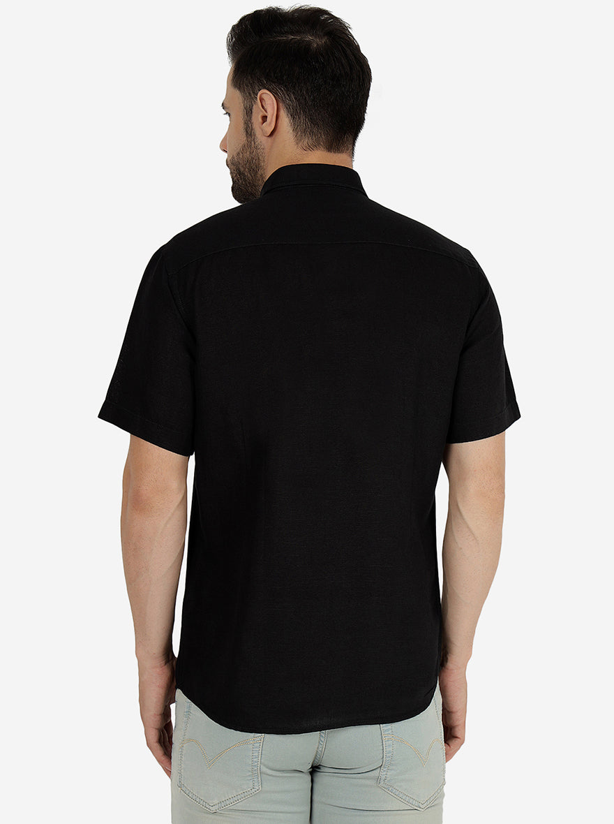 Black Solid Slim Fit Semi Casual Shirt | JadeBlue
