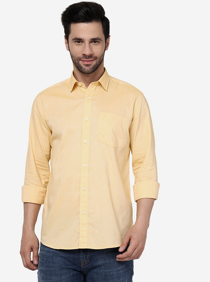 Light Yellow Solid Slim Fit Semi Casual Shirt | JadeBlue