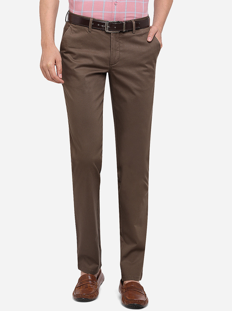 Light Brown Solid Slim Fit Casual Trouser | JadeBlue