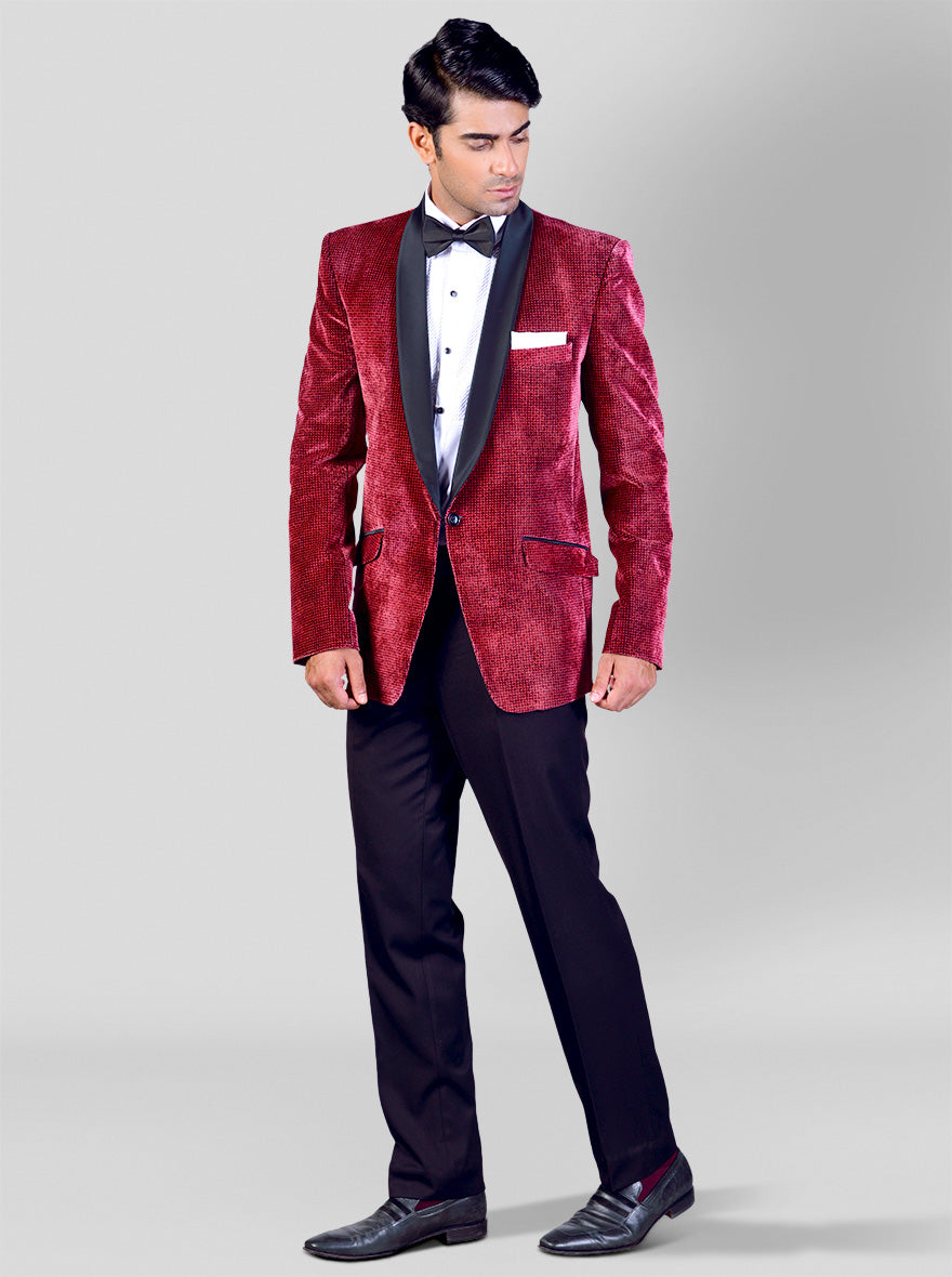 maroon tuxedo fashion suit slim fit Mario Moreno Moyano | Wedding suits  men, Suit jacket, Groom tuxedo black