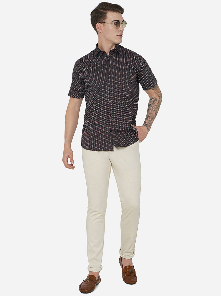 Off-White Solid Venice Fit Casual Trouser | JadeBlue