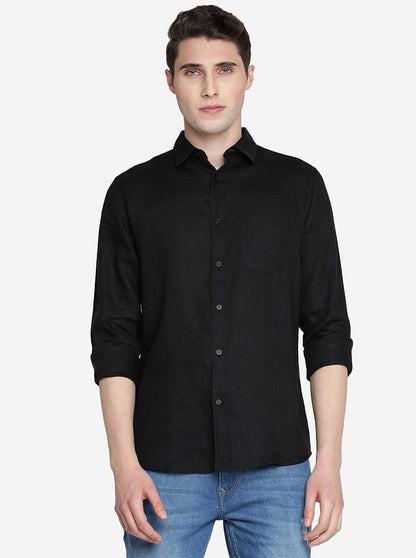 Black Solid Slim Fit Casual Shirt | JadeBlue
